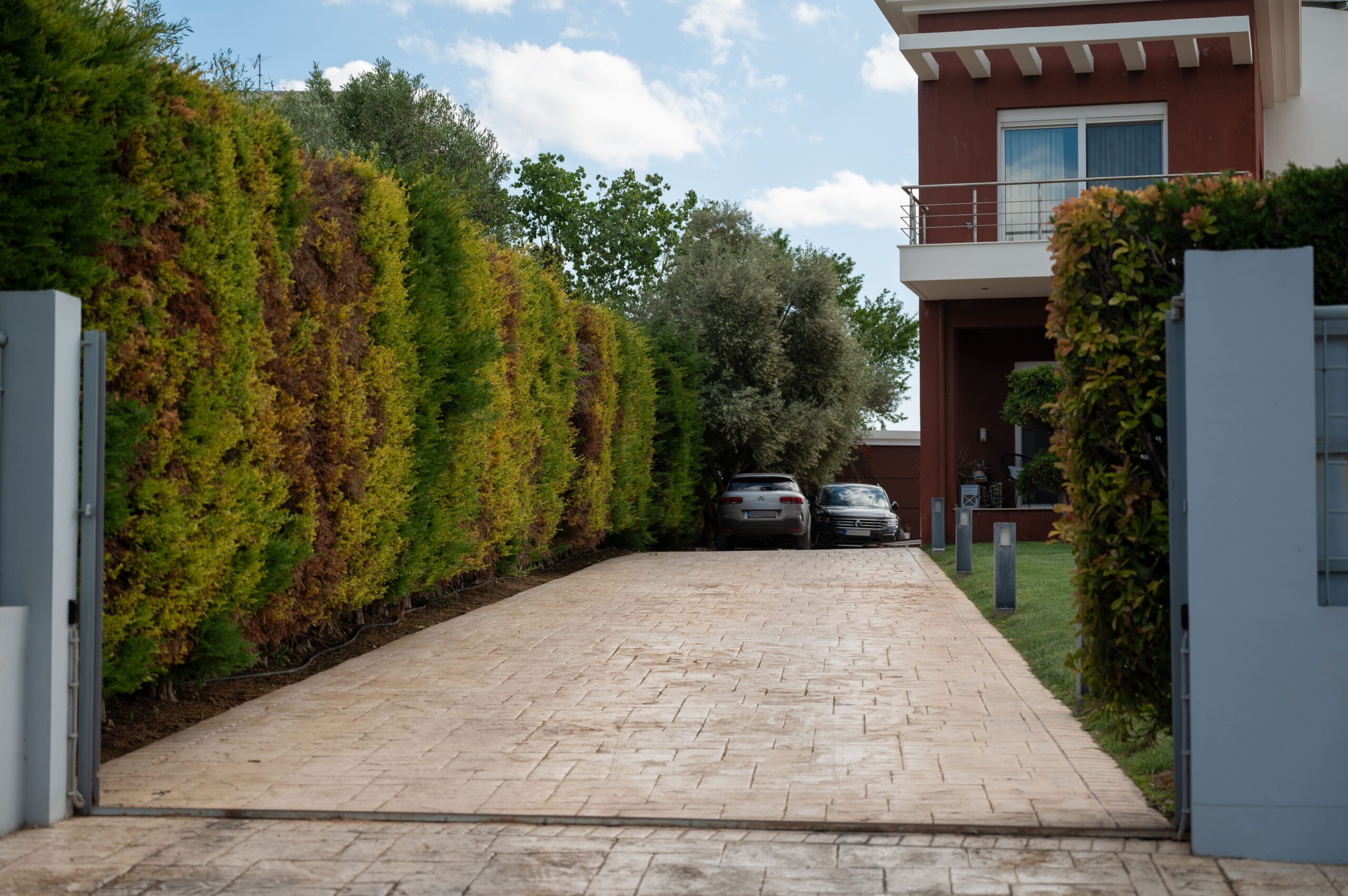 Private parking space with easy access to the villa